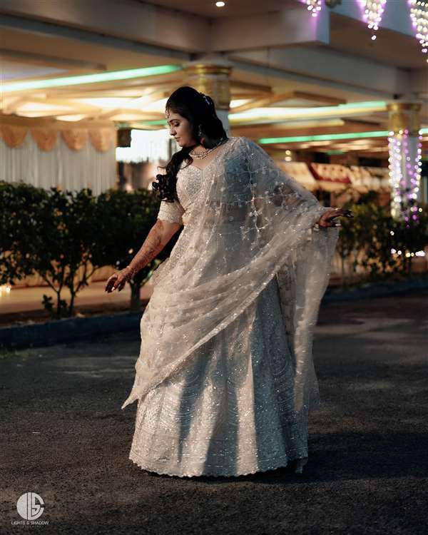 Aarthi & Diwakar